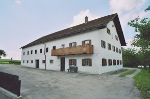 Ignatzhof in 82211 Herrsching-Widdersberg.jpg