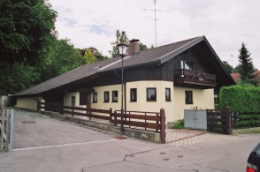 Zweifamilienhaus in 82346 Andechs - Frieding.jpg